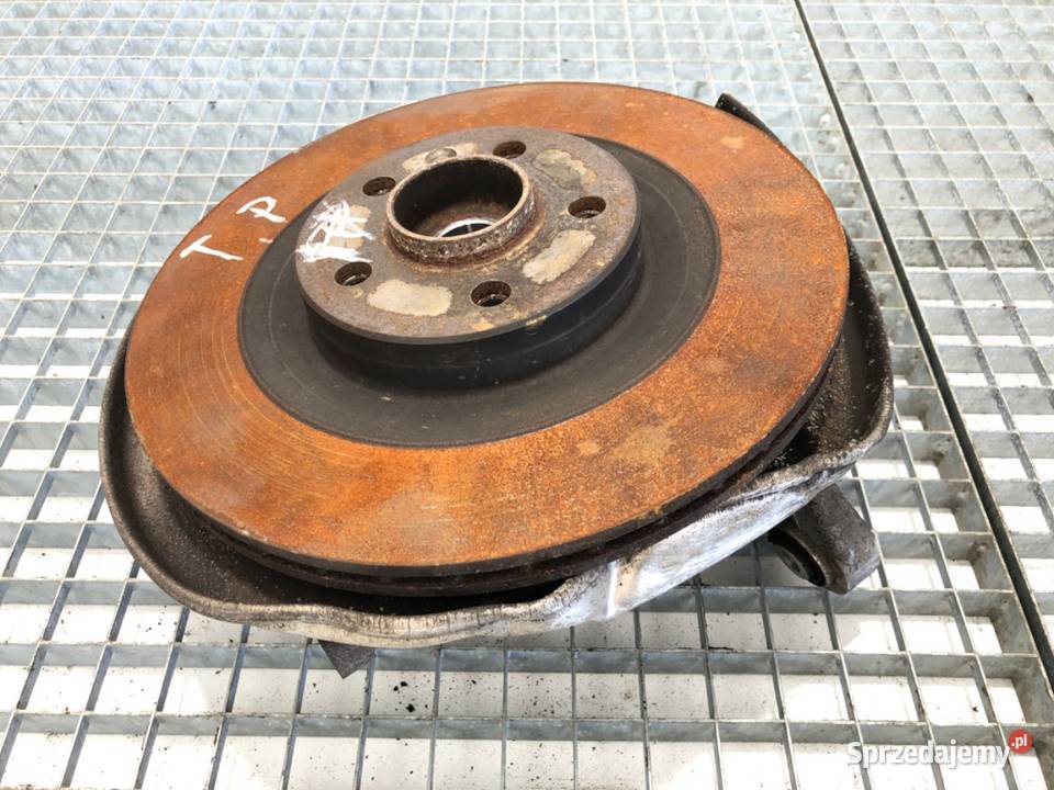 ZWROTNICA PIASTA PRAWY TYŁ VOLVO V90 II 20 190