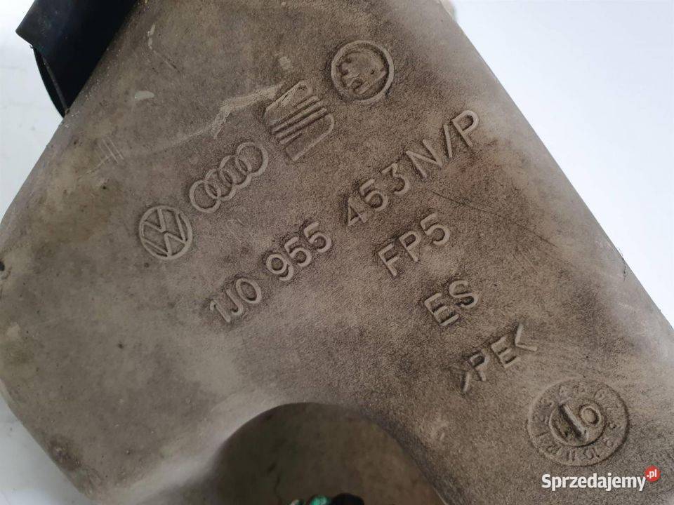 ZBIORNICZEK SPRYSKIWACZY SKODA OCTAVIA I Lipno