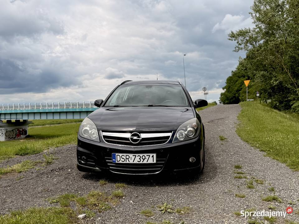 Opel Vectra Kombi 2006 30 V6 CDTI 2999cm3 Opole