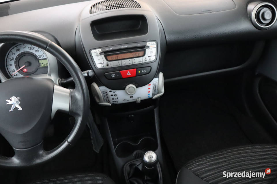 Peugeot 107 10