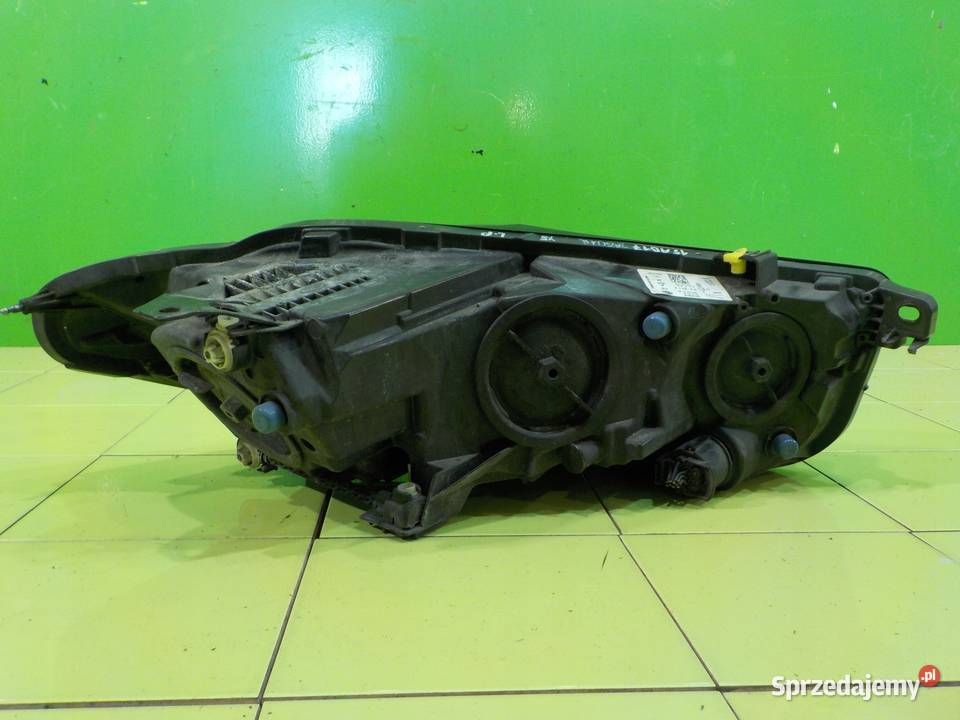 JAGUAR XE 20 D 16r SEDAN 4D lampa lewa przod mazowieckie Suków