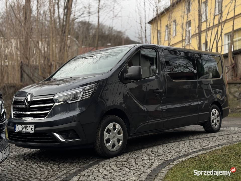 Renault Trafic osobowy nawigacja