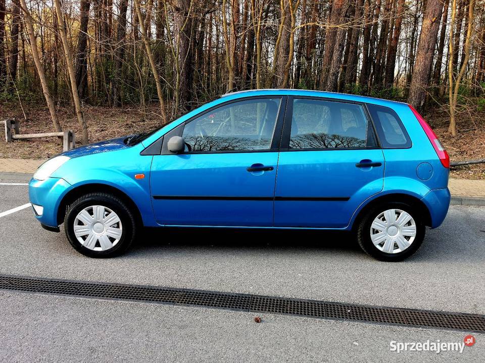 Ford Fiesta 14 16v 2005r Benzyna Klimatyzacja mazowieckie Kampinos A sprzedam