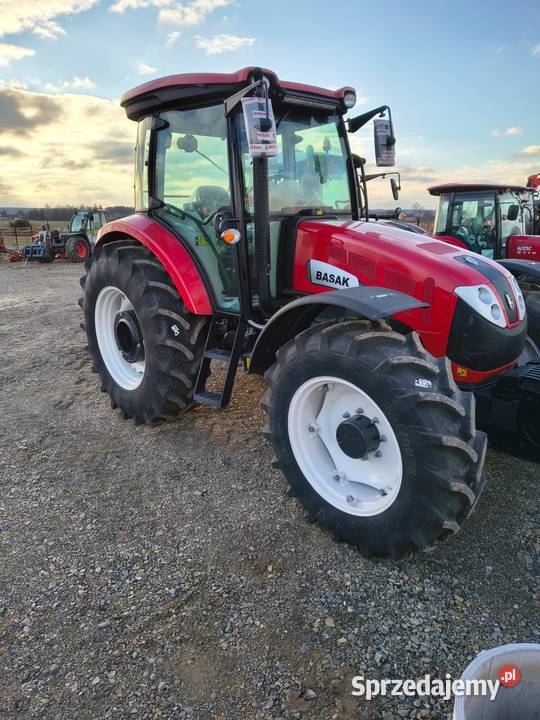 Ciągnik rolniczy BASAK 2110 110 Pozostałe świętokrzyskie Kielce