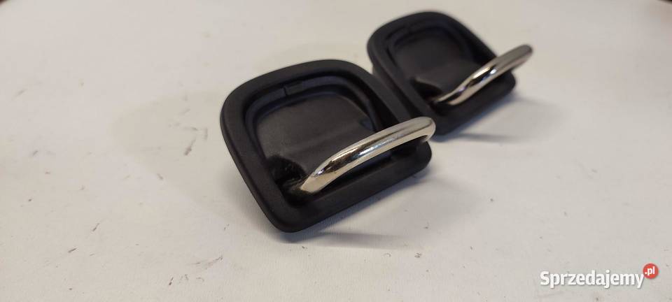 VW TAYRON MOCOWANIA BAGAŻNIKA KOMPLET 8V0863503C