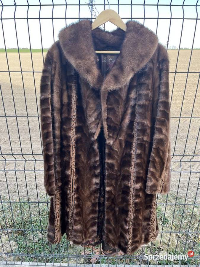 Orzechowe brązowe futro z norek skóra print Inny wzór Łowęcin