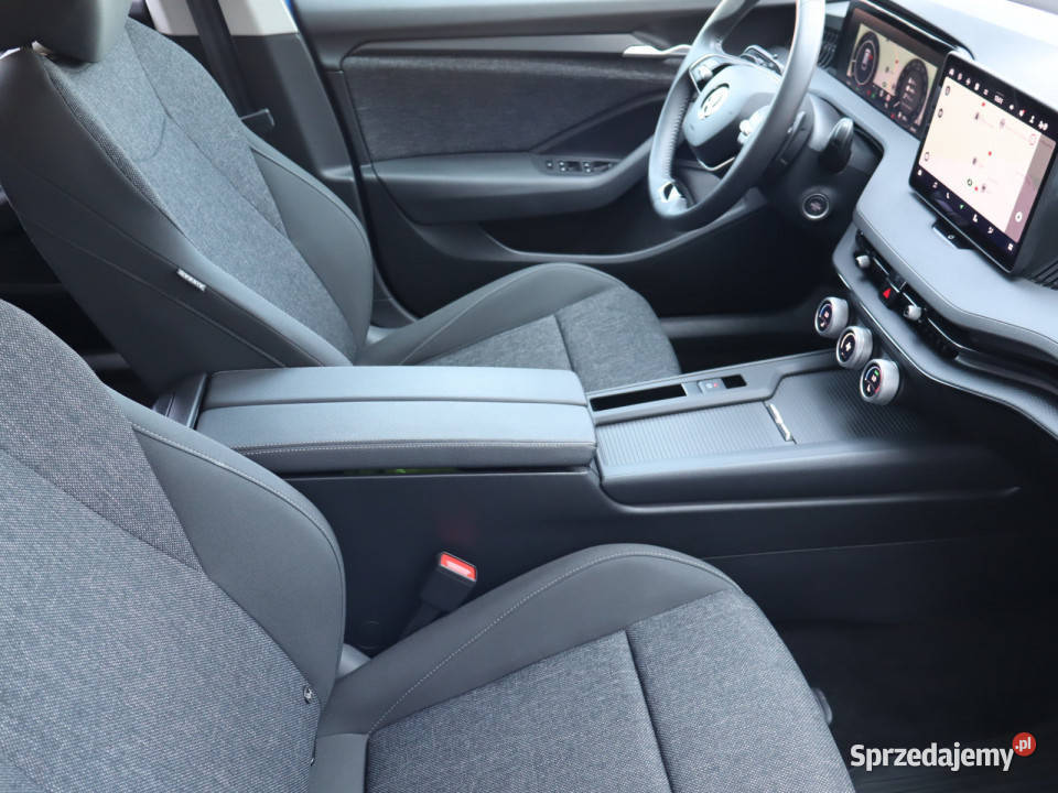 Skoda Superb 15 TSI Katowice