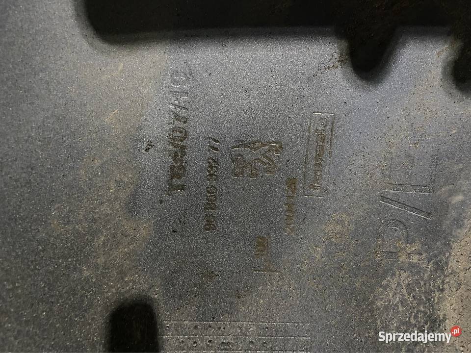 Narożnik zderzaka lewy tył 3008 I śląskie Jasienica sprzedam