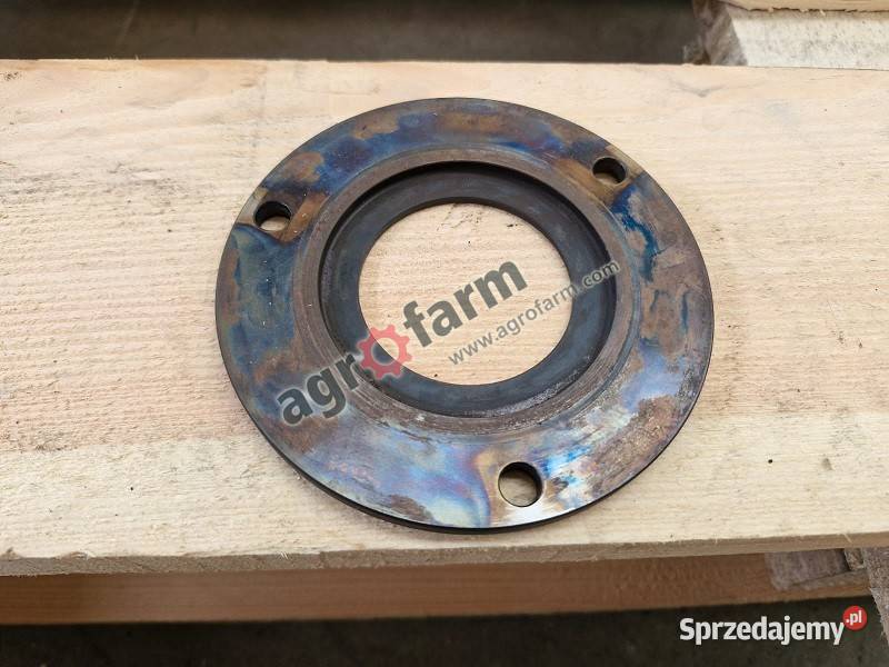 Pokrywka Massey Ferguson 5425 5460 6235 6280 Skrzynia biegów