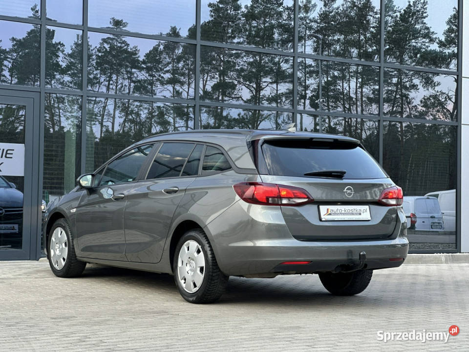 Opel Astra Sports Tourer 2 kplkół Grzane fot Kąty Opolskie