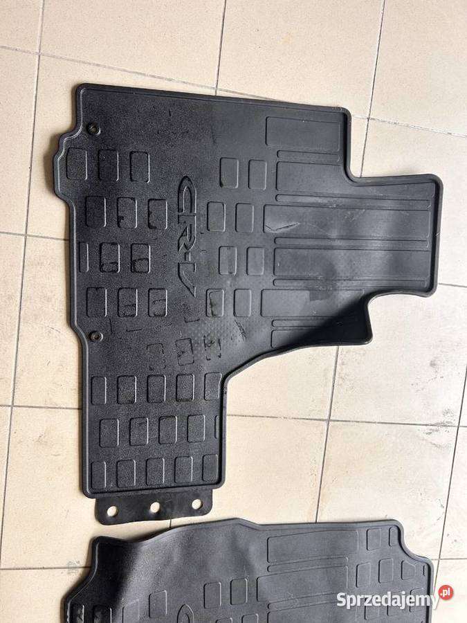 Dywaniki gumowe i materiałowe CRV III Kielce