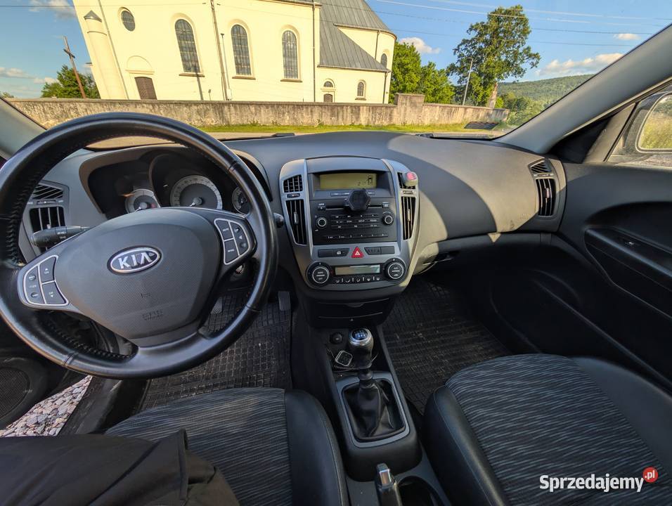 Kia Ceed ED 2007 Kombi 20 CRDi 140 Comfort Plus Nowa Słupia
