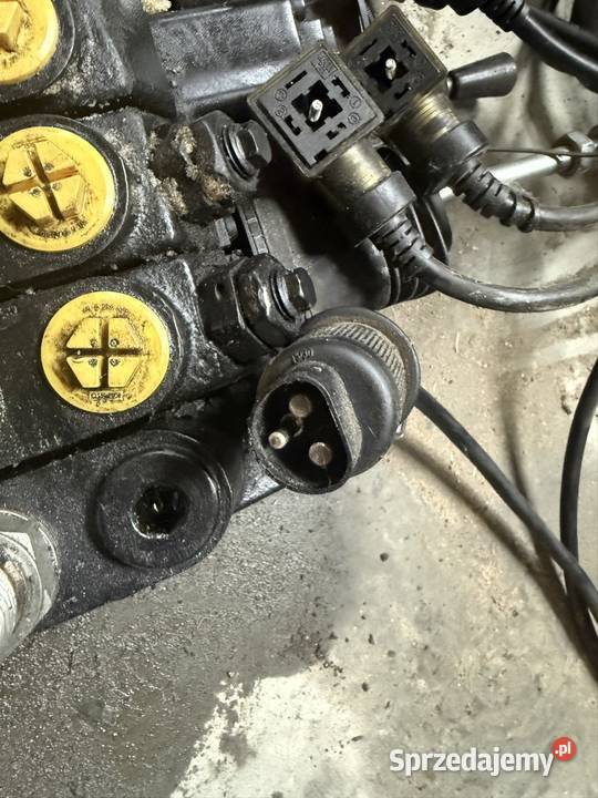 Rozdzielacz hydrauliczny hydrocontrol