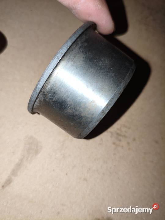 Tuleja łożyskowa dyfra przekładni głównej Dniepr Leszno