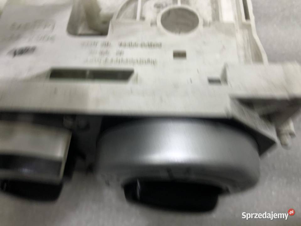 PANEL NAWIEWU SUZUKI LIANA 0110 EU sprzedam