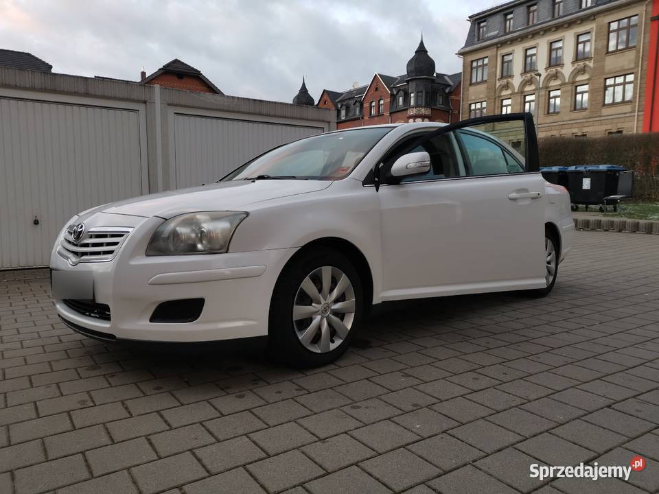 Toyota Avensis T25 20 D4D 126 świętokrzyskie Kielce