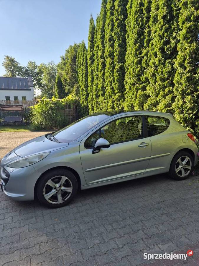 Peugeot 207 16 HDi Szyberdach Sprawna Klima Nowy czujnik deszczu wielkopolskie sprzedam