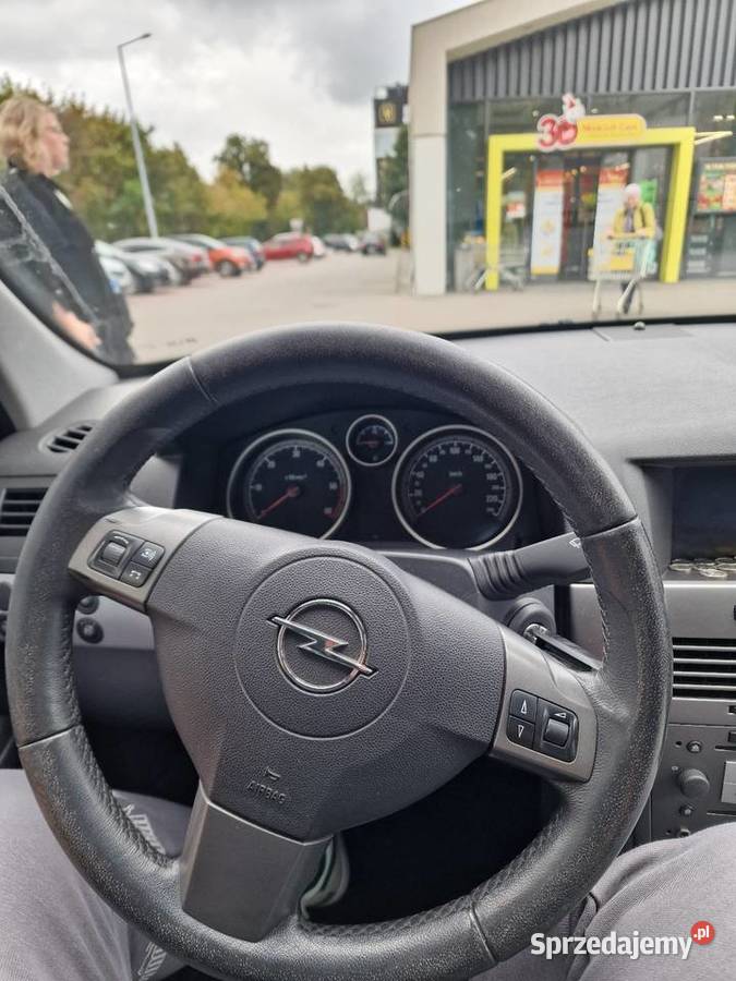 OPEL Astra H 19CDTI 120 2006r śląskie Chorzów