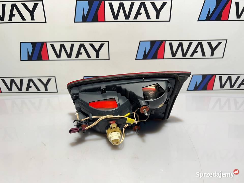 BMW F11 LAMPA TYŁ LEWA W KLAPĘ BAGAŻNIKA osobowe