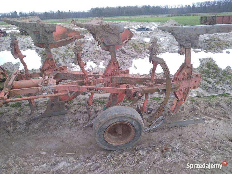 Pług 3 skibowy obrotowy Rozdrażew sprzedam