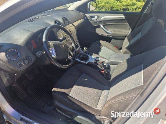 Ford Mondeo Kombi rocznik 2010 103 kW faktura nieuszkodzony Mondeo Sulechów