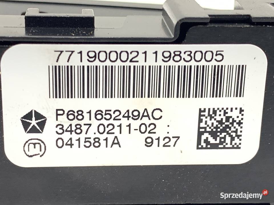 WŁĄCZNIK ŚWIATEŁ AWARYJNYCH JEEP CHEROKEE KL