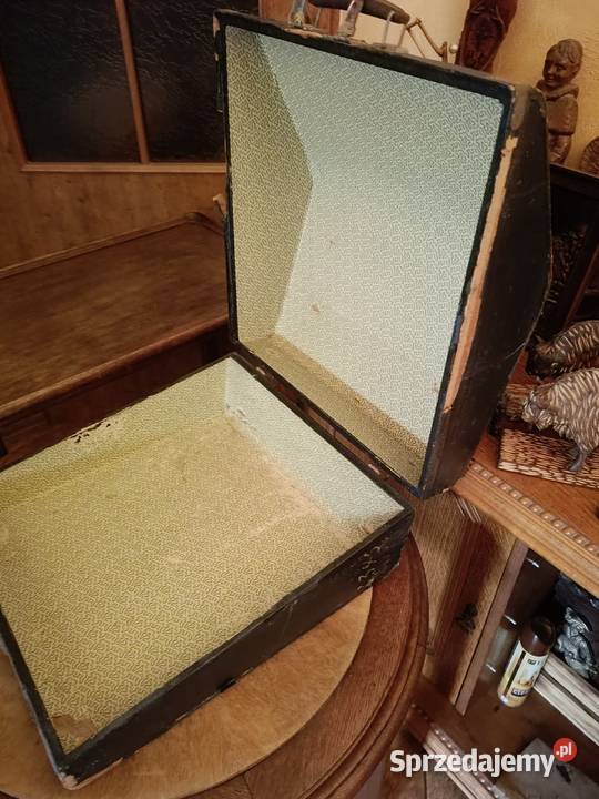 Stary futerał na akordeon Lipno