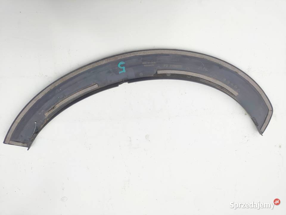 SUBARU FORESTER 4XT LISTWA BLOTNIKA PRAWY PRZOD Przemęt