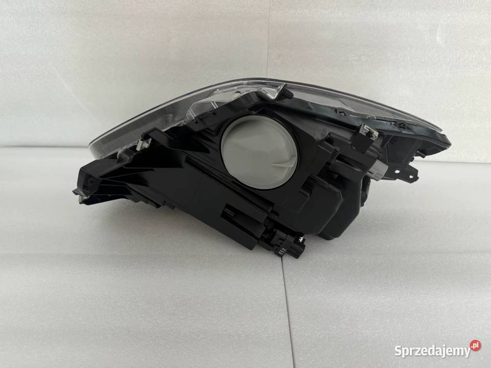 Lampy przednie LED Suzuki Swift 20172023 Szczecin