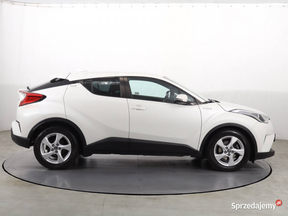 Toyota CHR 18 Hybrid Katowice sprzedam