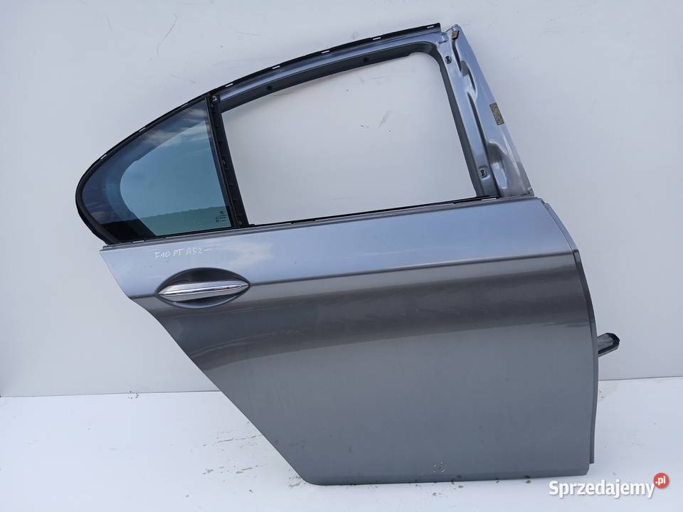 DRZWI PRAWE TYLNE TYŁ BMW F10 A52 osobowe Strzyżewice