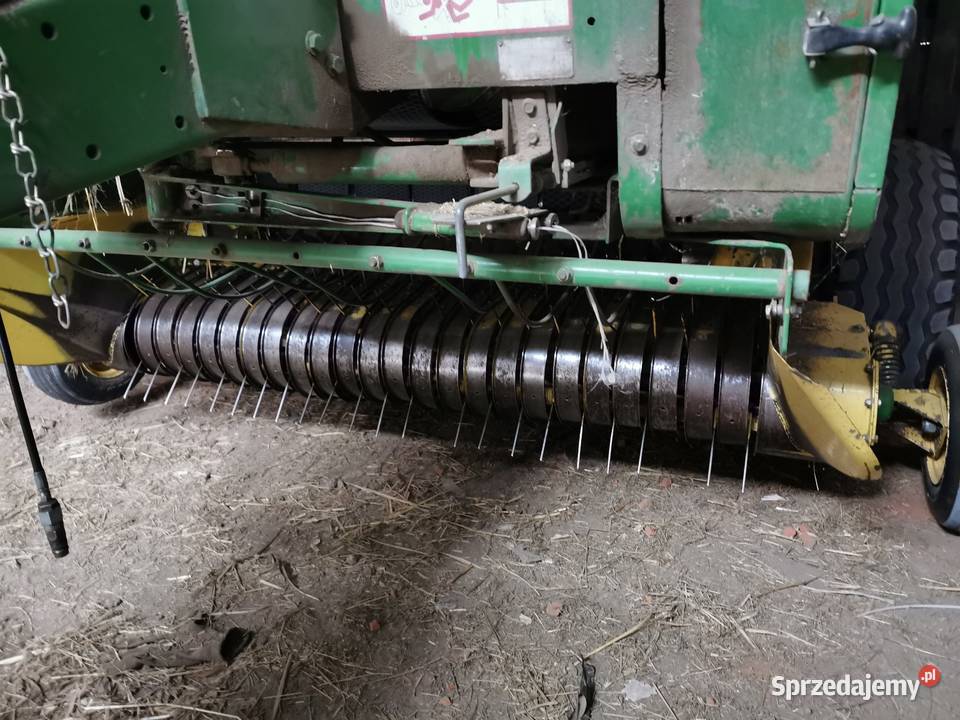 Prasa John Deere 550 John Deere Bratoszewice