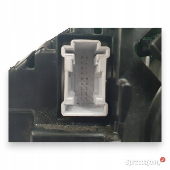 LICZNIK ZEGARY A2059009817 Mercedes W205 22 CDI osobowe Chełm