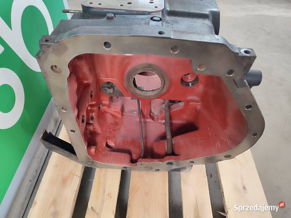 Obudowa skrzyni biegów 199549402 Case MX 100 Wilkowo