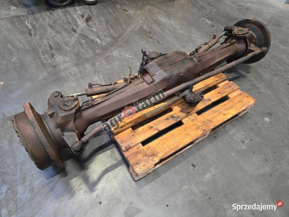 Przedni most Fiat Holland M135 Byków
