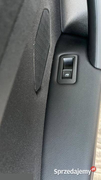 Volkswagen Tiguan 15 Benzyna 149 2020r małopolskie Wieliczka