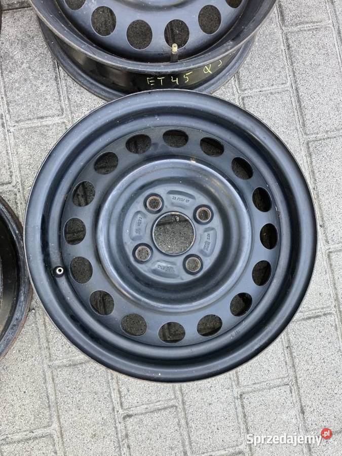 Toyota Yaris 14 felgi stalowe ET45 4x100 Felgi dolnośląskie Kłodzko