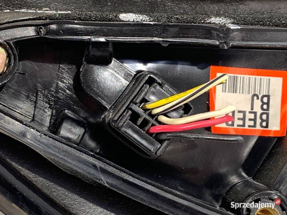 LUSTERKO PRAWY HYUNDAI SANTE FE I Hatchback 0006 sprzedam