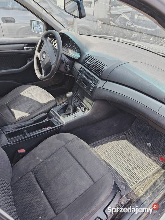 Bmw E46 19 benzyna Samochody na części sprzedam