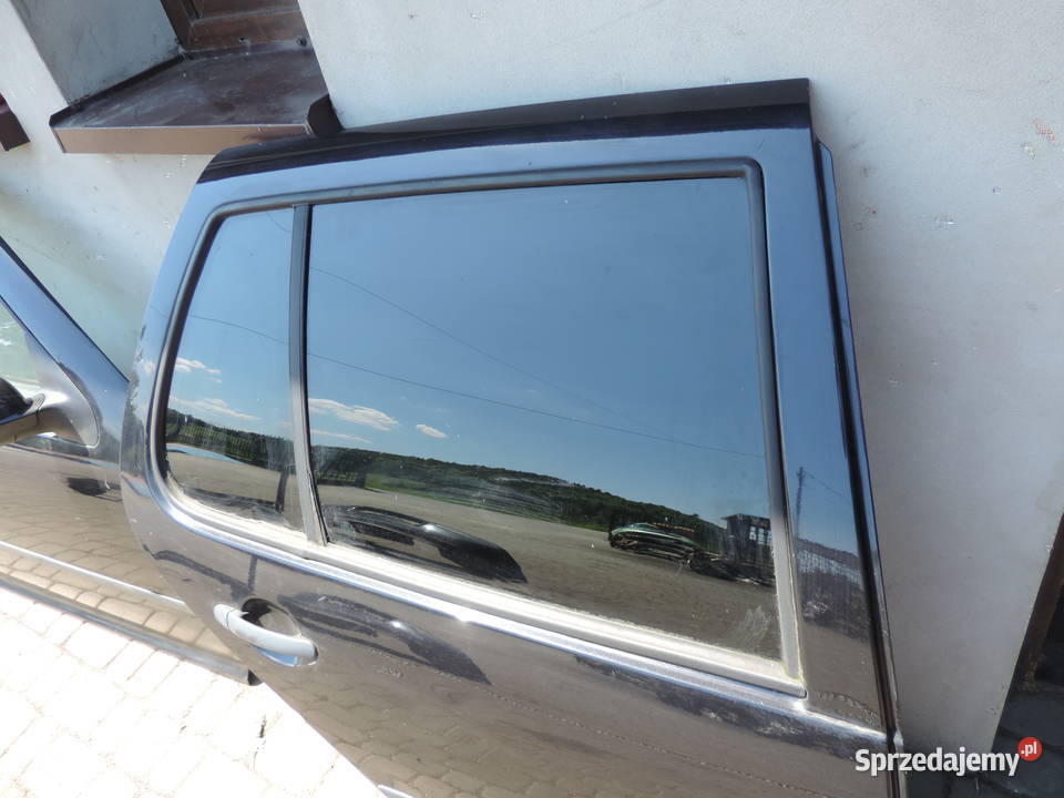 VOLKSWAGEN GOLF IV HB 5D DRZWI PRAWY TYŁ Nowy Sącz