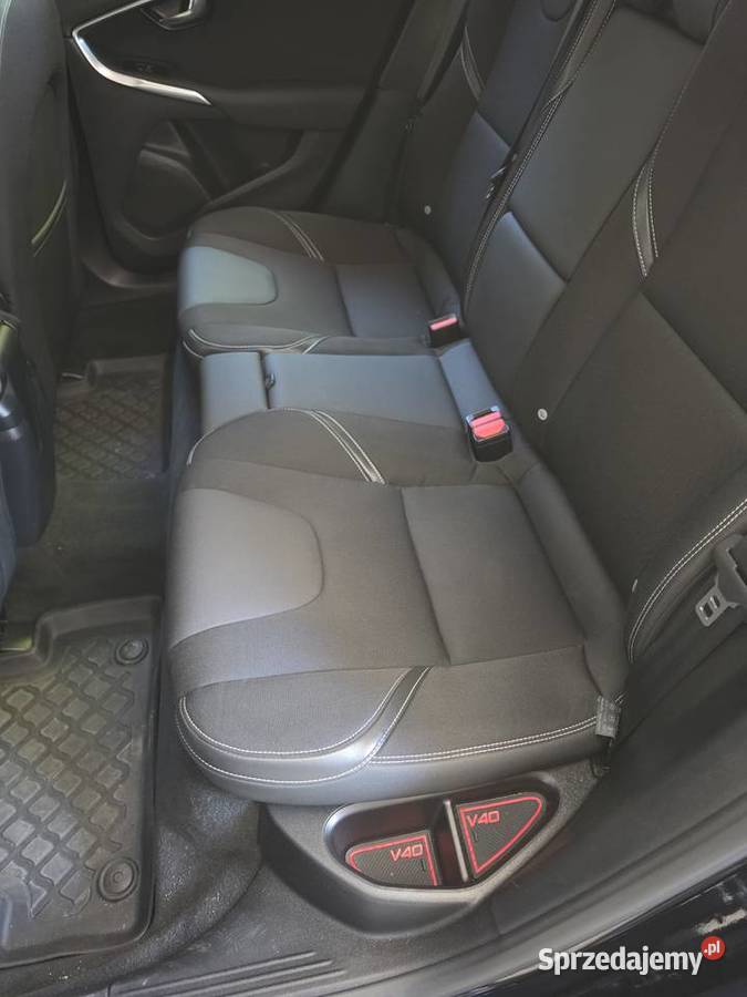 Volvo V40 D3 Momentum Zakliczyn