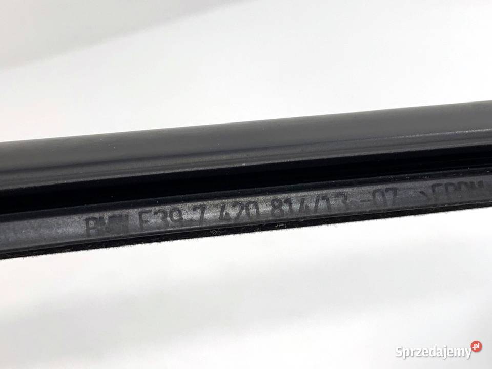 LISTWA ZGARNIAJĄCA PRZÓD PRAWY BMW F39