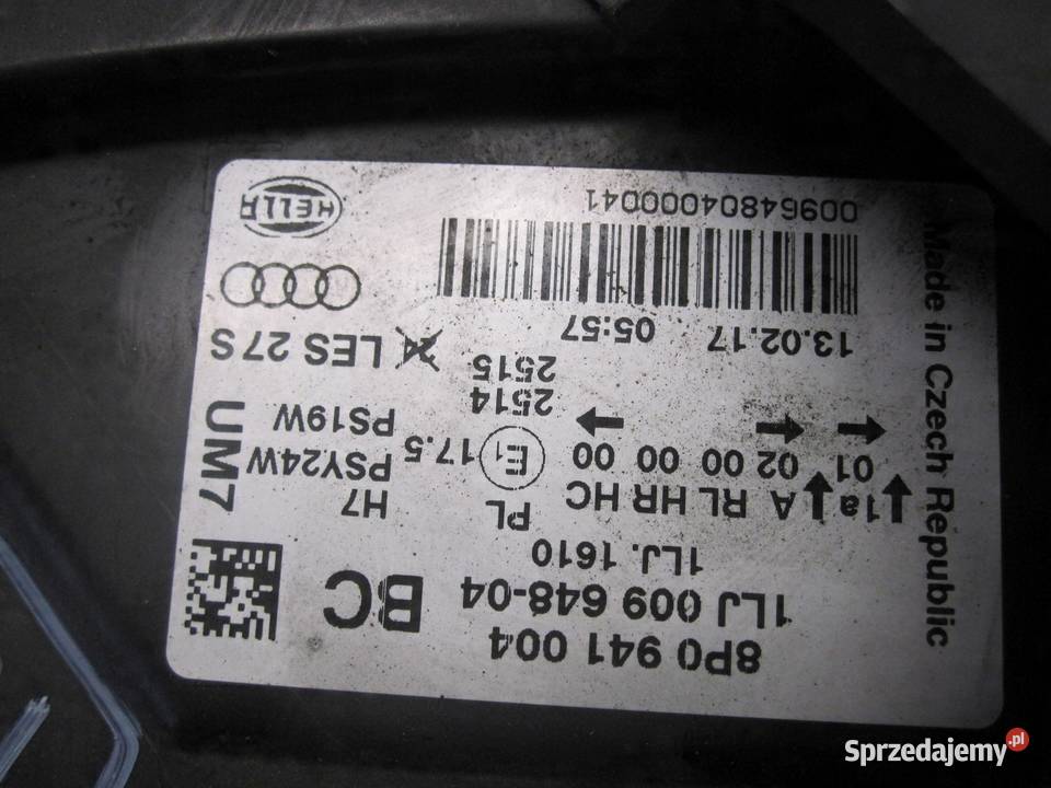 AUDI A3 8P LIFT 12r lampa prawy przód 8P0941004 osobowe