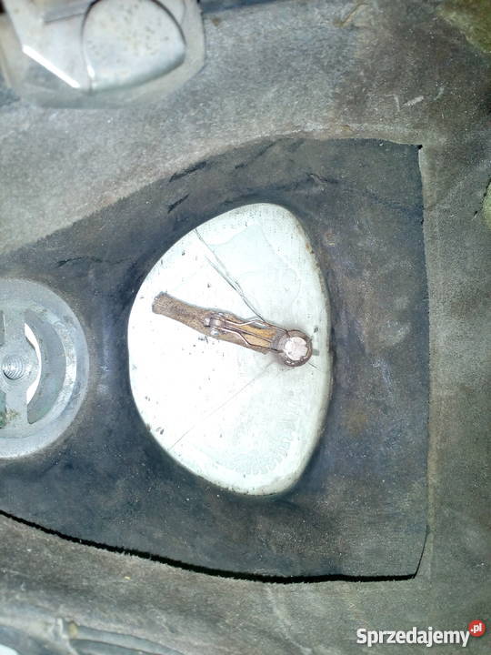 Stara unikatowa maska przeciwgazowa Rzeszów