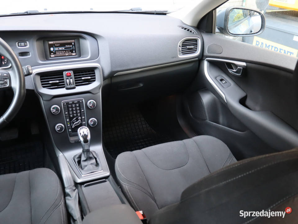 Volvo V40 15 T3