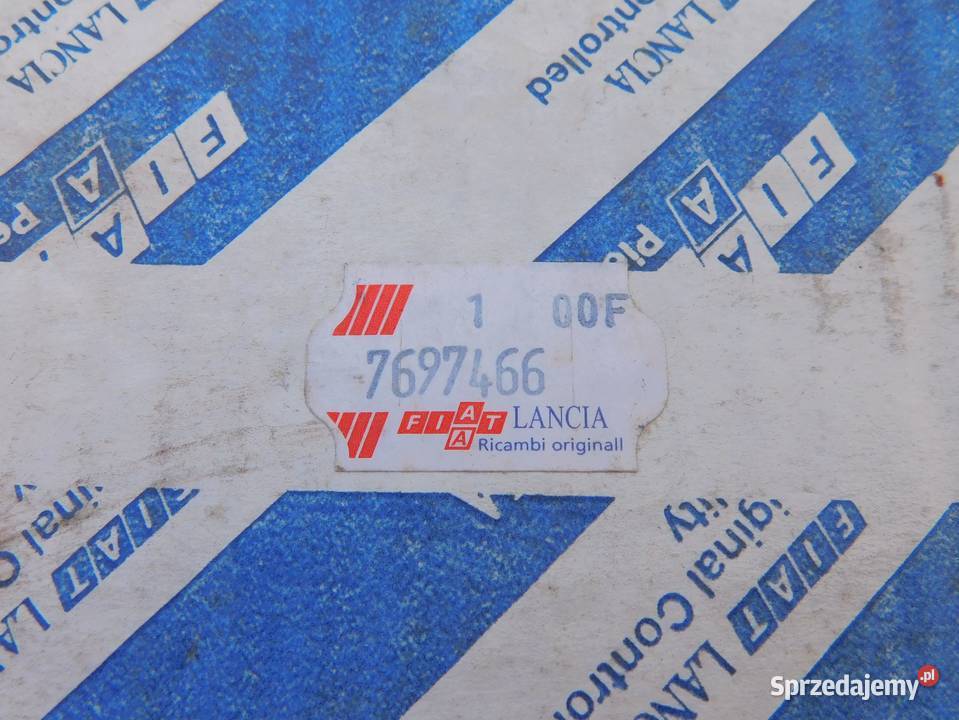 Fiat 126p 126 EL obudowa pokrywa tylna dupka Tarnów