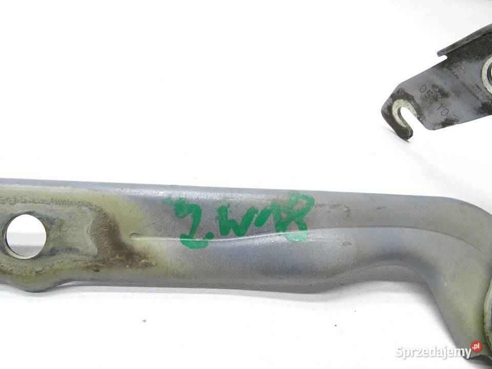 ZAWIAS ZAWIASY MASKI KOMPLET 5N0823302A VW
