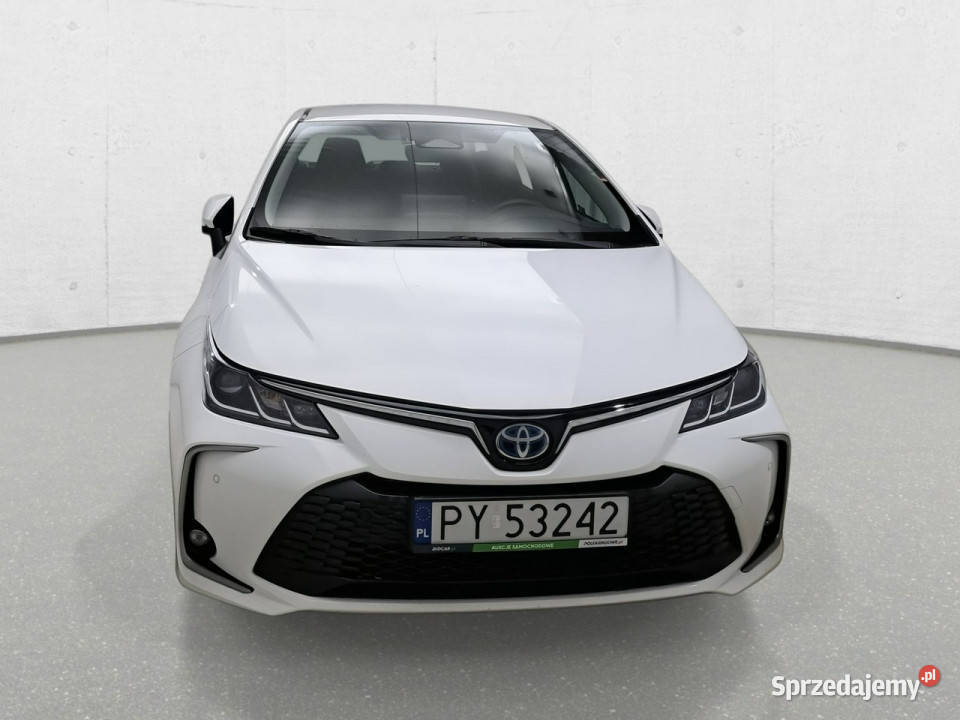 Toyota Corolla Seria E16 2012 sprzedam
