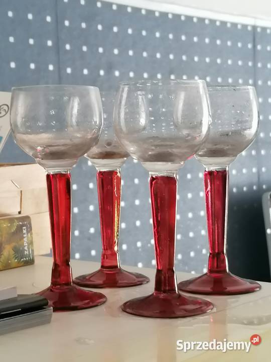 Kieliszki dwukolorowe z lat 6070 Kraków