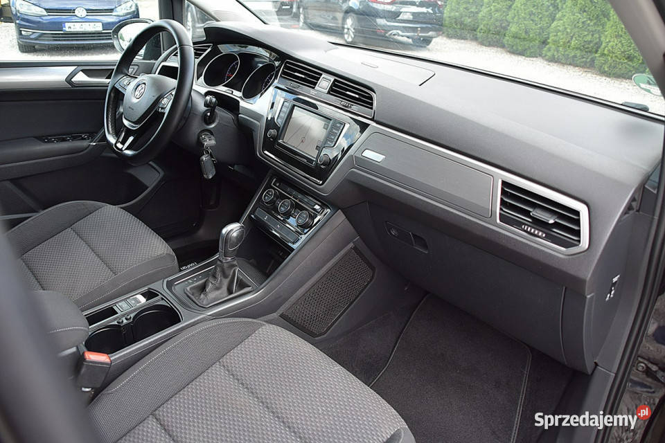 Volkswagen Touran 16TDI 110 DSG 7os Navi centralny zamek